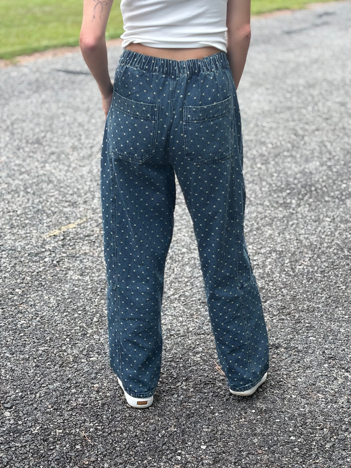 Kickoff Barrel Jeans